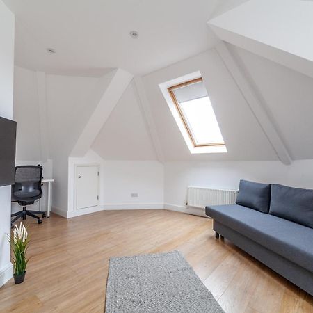 Great 1 Bedroom In Hounslow With Free Parking Abbey Wood Exterior photo